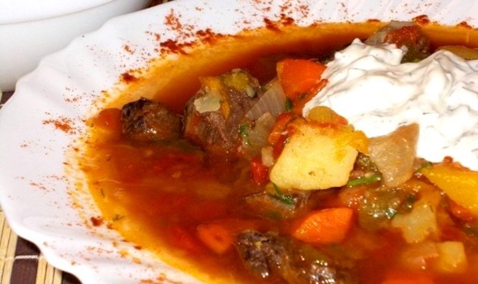Гуляш из оленины