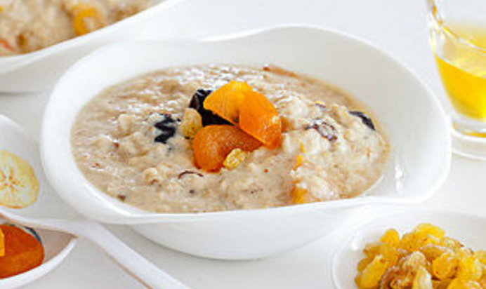 Овсяная каша с сухофруктами в мультиварке