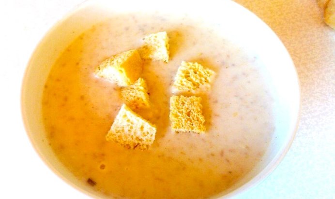 Грибной суп-пюре на курином бульоне