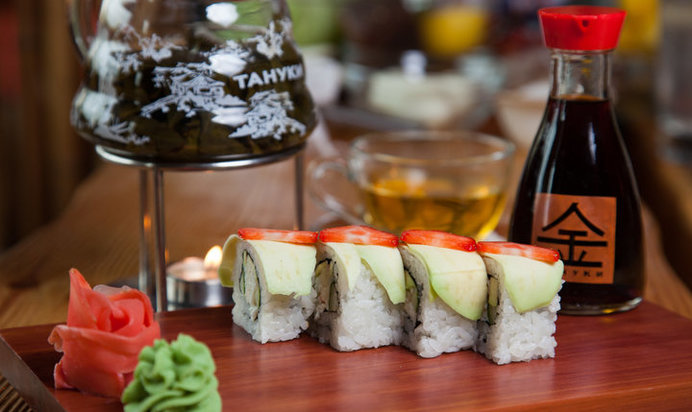 Роллы «Радуга»