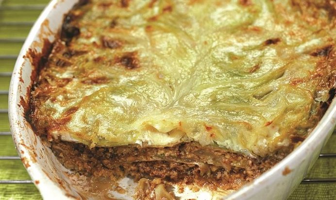 Лазанья из молодой капусты с орехами