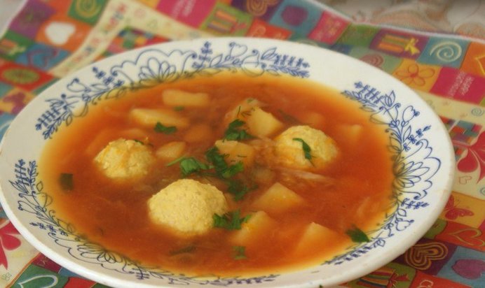 Детский борщ с фрикадельками