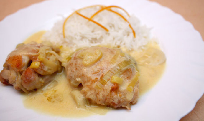 Цыпленок в апельсиново-сметанном соусе