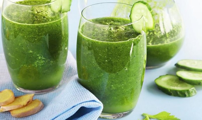 Зеленый смузи с огурцами