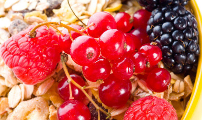 Овсянка с ягодами