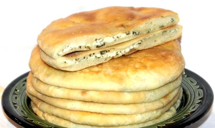 Хачапури из домашнего слоеного теста