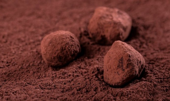 Трюфеля из черного горького шоколада с ликером