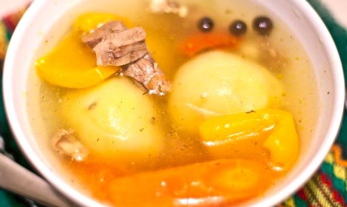 Шурпа на бараньем бульоне