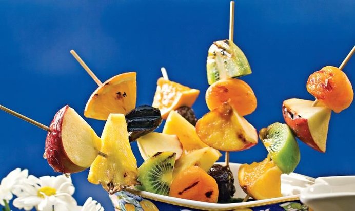 Фруктовый шашлык