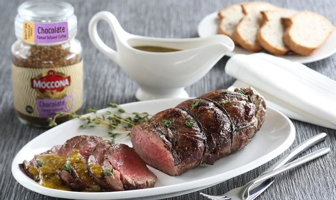 Ростбиф с кофейным ароматом и горчичным соусом