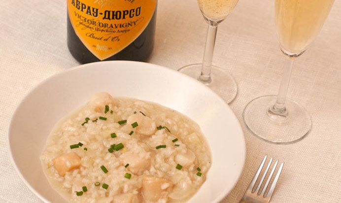Ризотто с морскими гребешками и шампанским