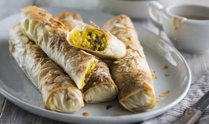 Марокканские роллы с кускусом и бараниной
