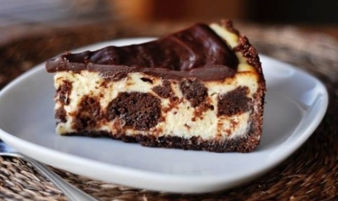 Брауни со сливочной сырной начинкой