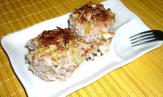 Ленивые голубцы с помидорами в духовке