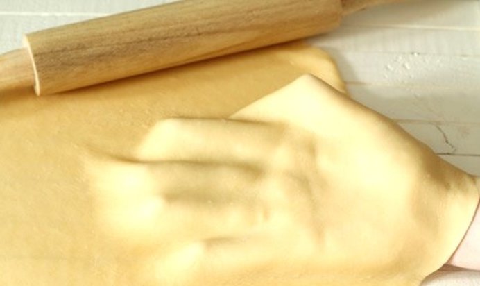 Тесто для пельменей и вареников