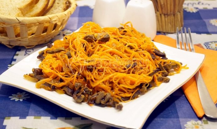 Салат Цезарь легкий