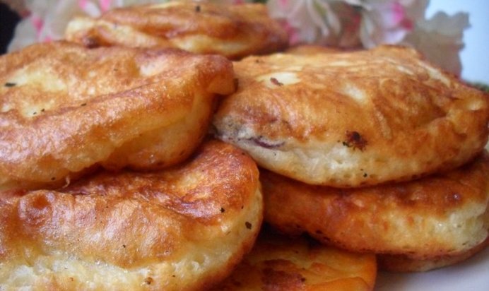 Оладьи на кефире с черешней