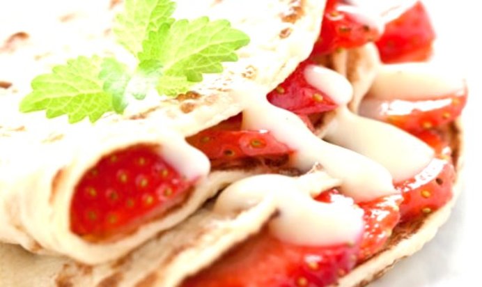 Омлет с клубникой