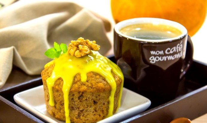 Кексы с тыквой, грецкими орехами и овсянкой