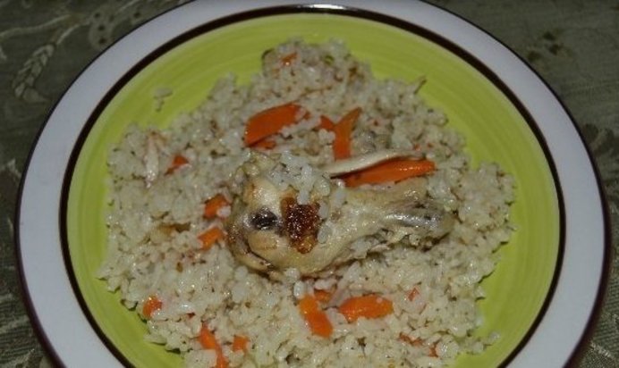 Плов в мультиварке с крылышками