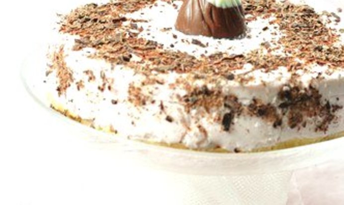 Новогодний чизкейк с ликером «Бейлис» и шоколадной крошкой