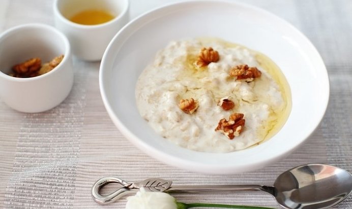 Овсяная каша на кокосовом молоке