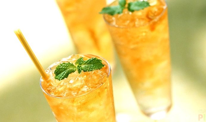 Лимонно-апельсиновый лимонад «В жизни всё прекрасно»