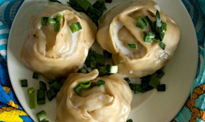 Манты с рыбой и рисом