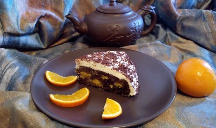 Шоколадно-апельсиновая шарлотка-торт с кремом