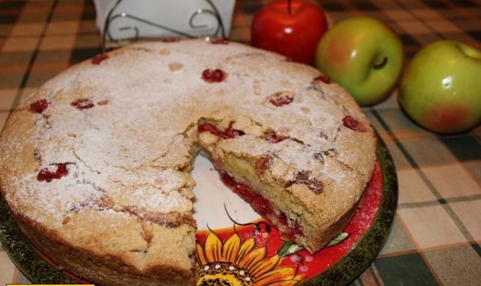 вишневая шарлотка с вишней в духовке