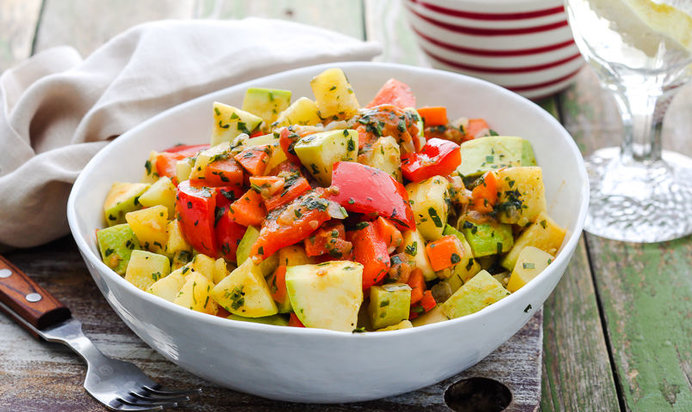 Овощное рагу с картошкой и кабачками