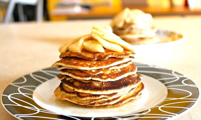 Дрожжевые оладьи на простокваше