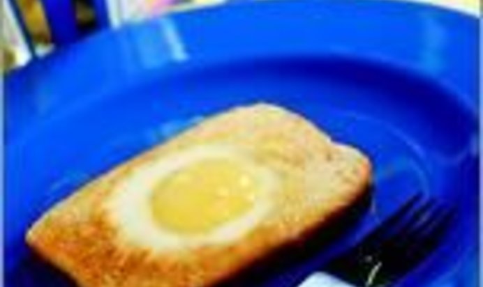 Яичница-глазунья в хлебе