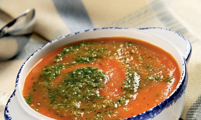 Суп из моркови с имбирем и кунжутным песто