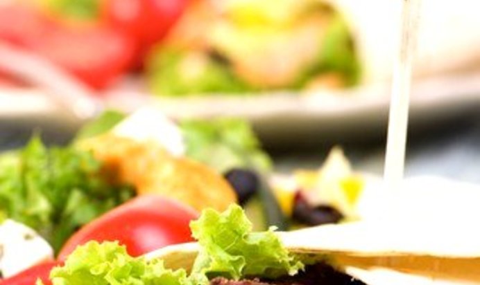 Роллы из говядины и сыра