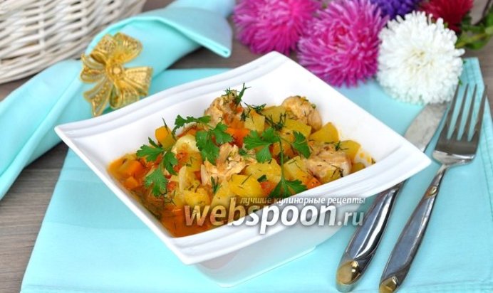 Овощное рагу с индейкой и патиссонами в мультиварке