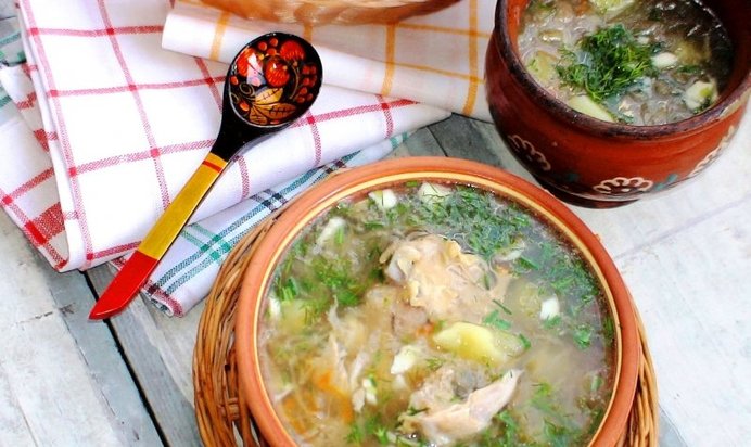 Щи из квашеной капусты (томленные в мультиварке)