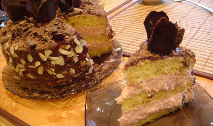 Шарлотка с клюквой