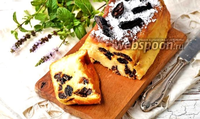 Творожная запеканка с черносливом