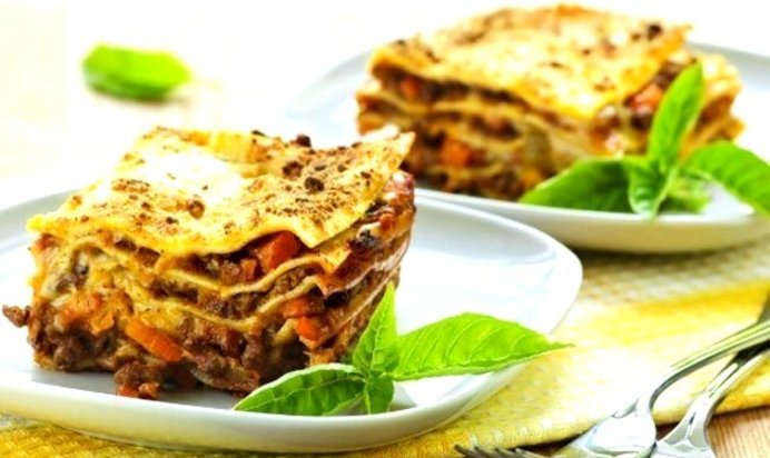 Лазанья с курицей и шампиньонами