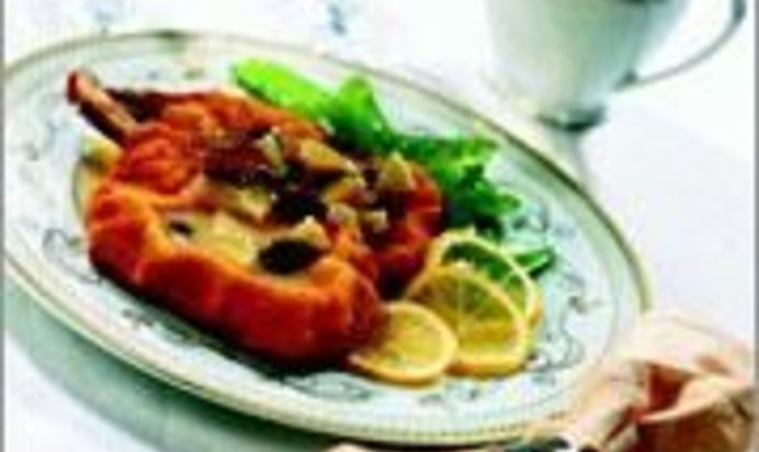 Телячьи котлеты в бульонном соусе