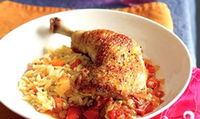 Острая курица с пловом орзо