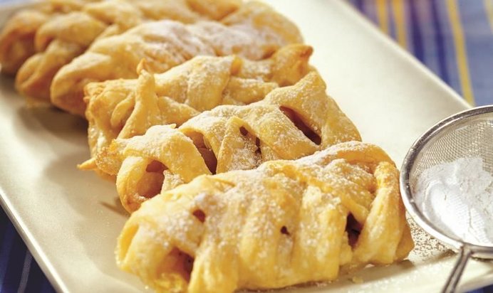 Слойки с виноградом