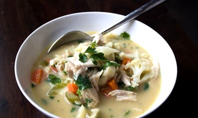 Суп из цветной капусты на мясном бульоне