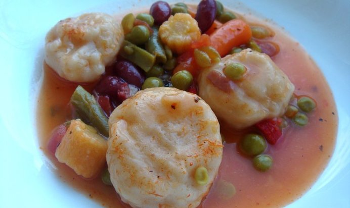 Овощное рагу с пшеничными кружочками