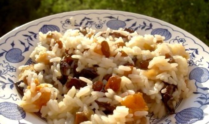 Плов с яблоками