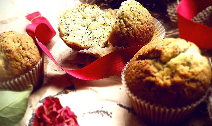 Лимонные мини-маффины с маком