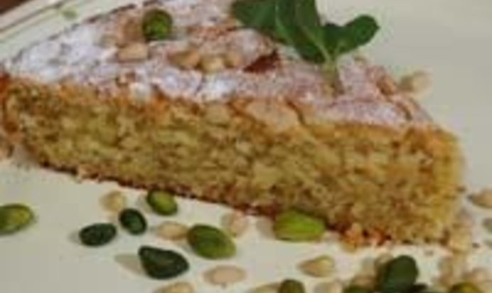 Кекс с кедровыми орешками