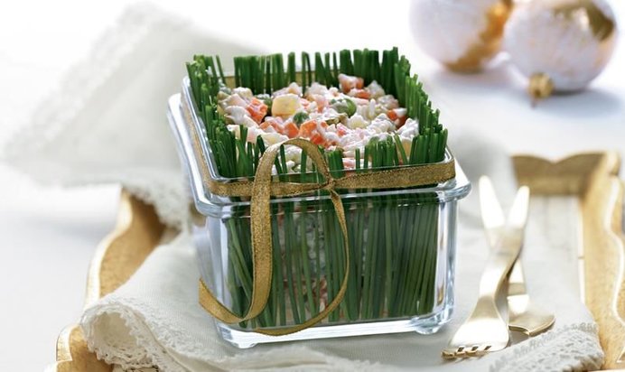 Оливье с вареной колбасой