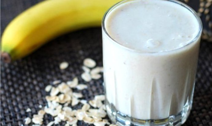 Банановый смузи с овсянкой